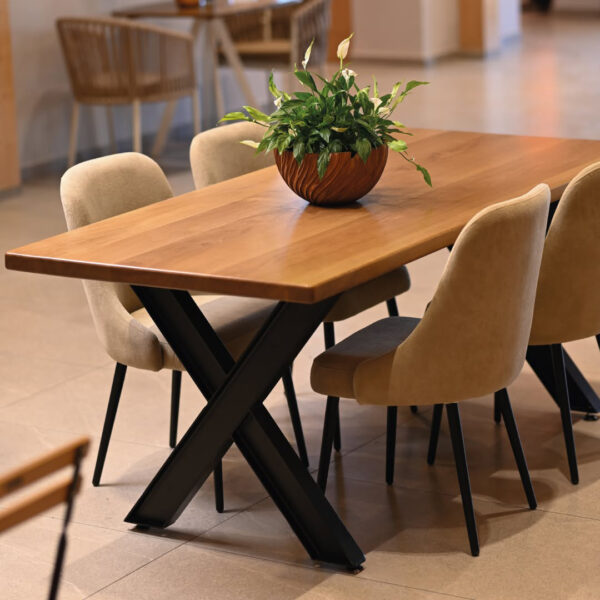 table fox