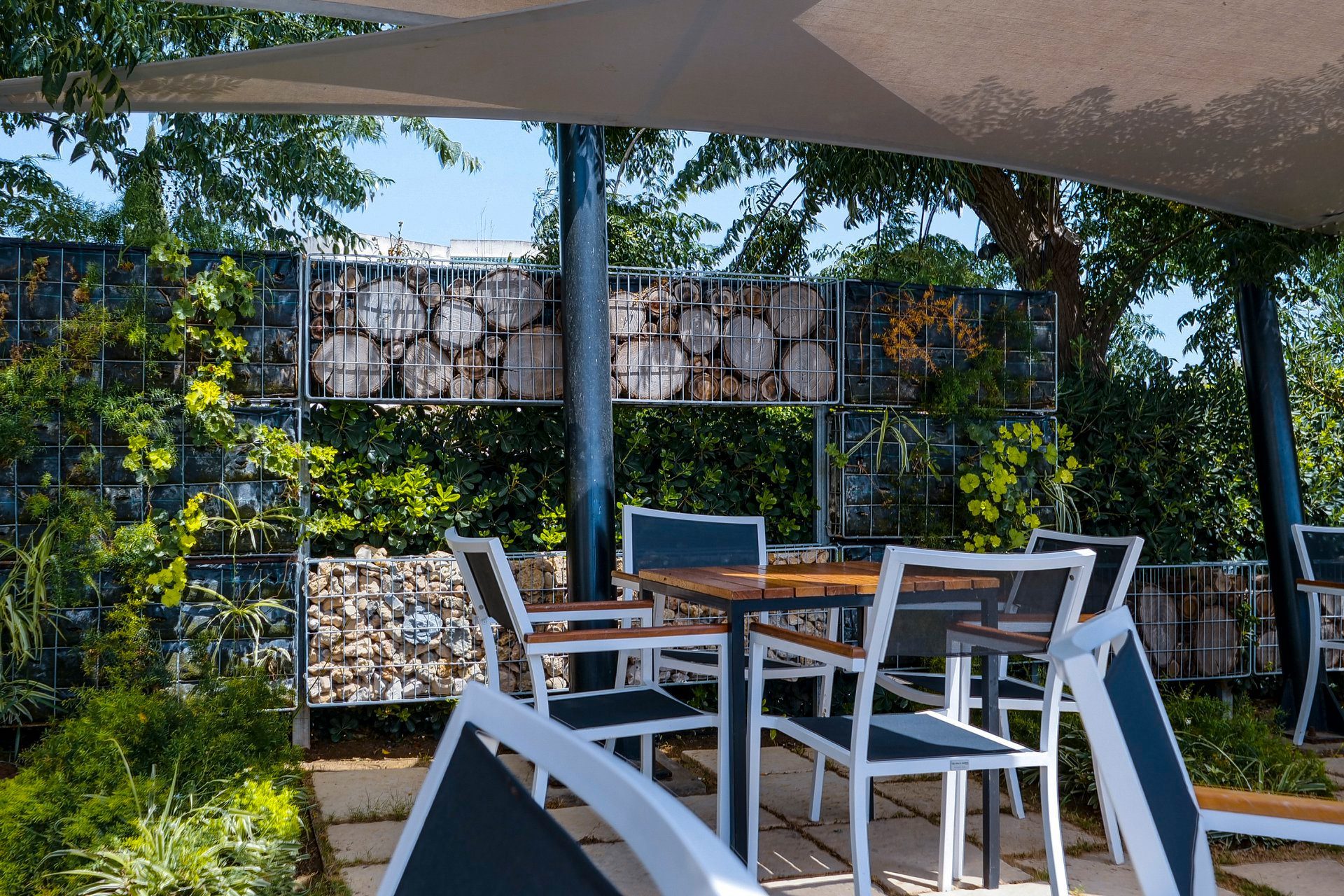 Restaurant PANTREE - MANAR 1