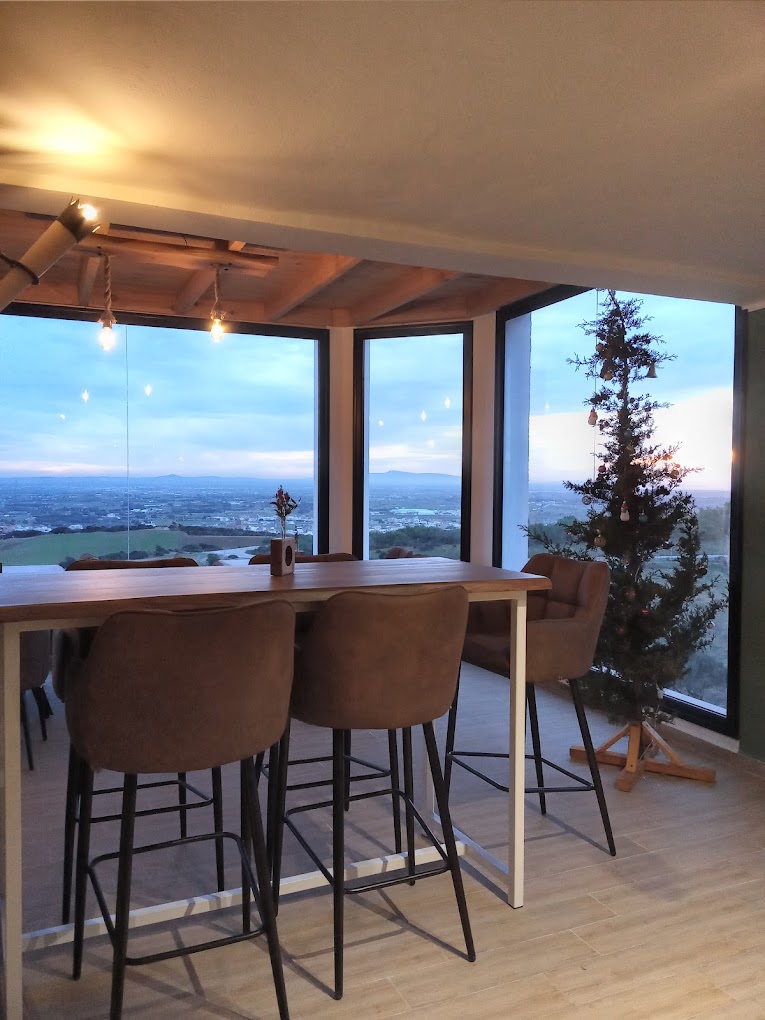 THE FALCOL LOUNGE-HAOUARIA