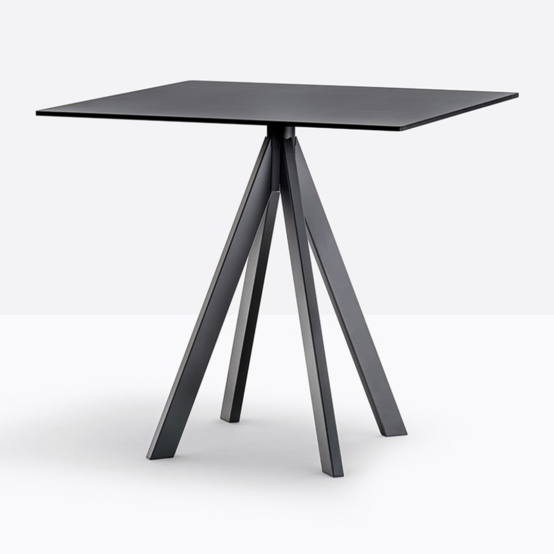 table-marbella